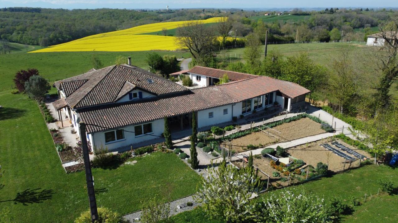 Ferienwohnung Au Pajot Ambax Zewnętrze zdjęcie